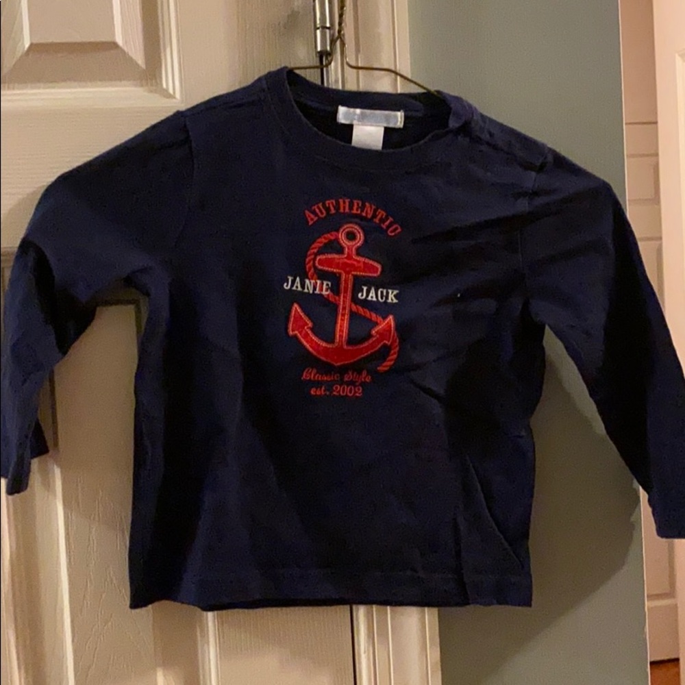Long sleeved shirt